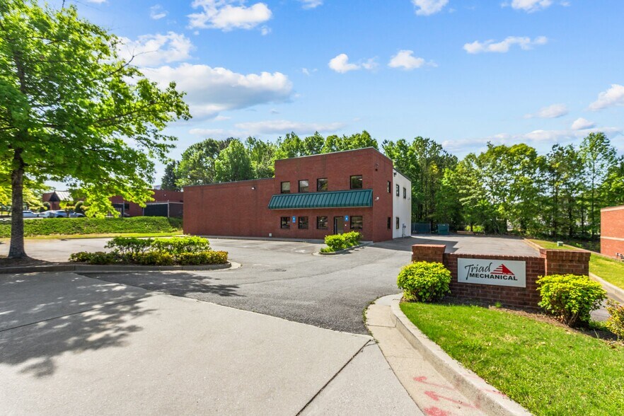 Primary Photo Of 393 Swanson Dr, Lawrenceville Light Manufacturing For Sale