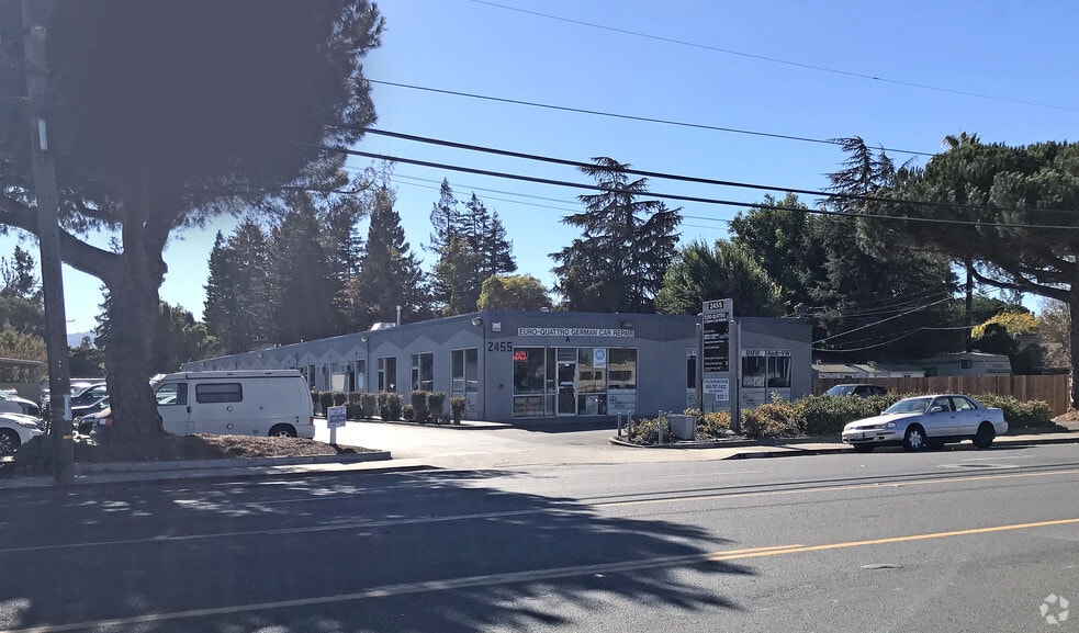 Primary Photo Of 2455 Old Middlefield Way, Mountain View Warehouse For Lease