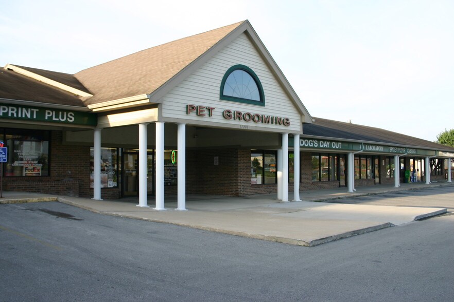 More Photos Of 17201 E 40 Hwy, Independence Unknown For Lease