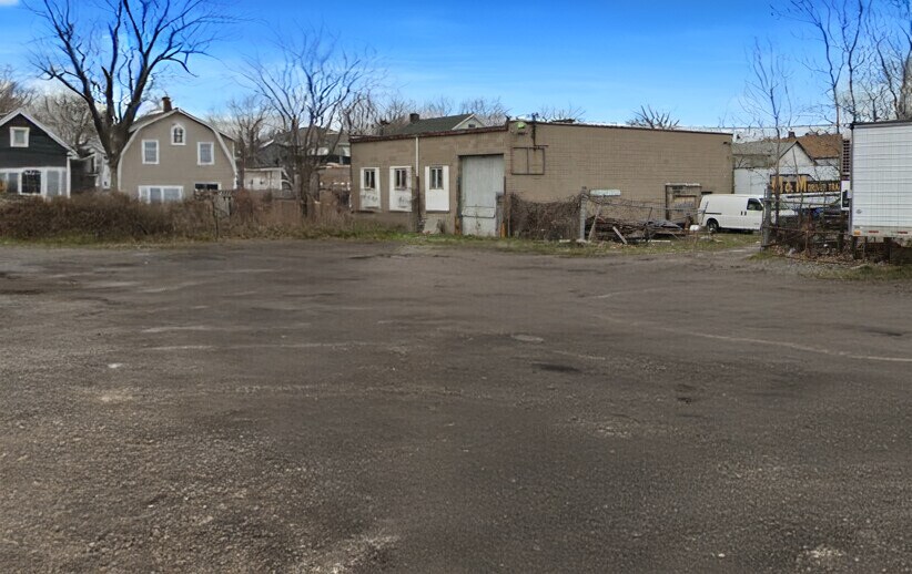 More Photos Of 151 Botsford Pl, Buffalo Distribution For Lease