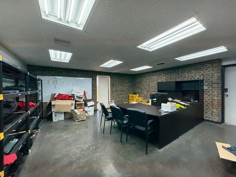 More Photos Of 2135 W Interstate 20, Odessa Manufacturing For Lease