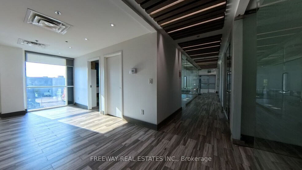 More Photos Of 25 Sun Pac Blvd, Brampton Industrial For Sale