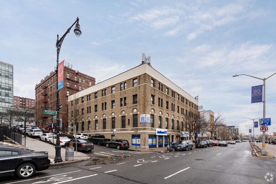 More Photos Of 36 Richmond Ter, Staten Island Office For Lease