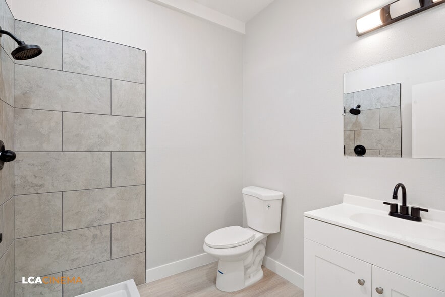 More Photos Of 901 34th St, Bakersfield Medical For Sale
