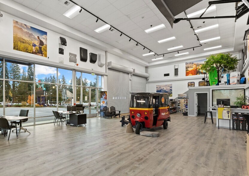 More Photos Of 13000 Highway 99, Everett Showroom For Sale