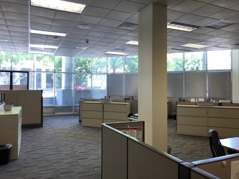 More Photos Of 150 E Colorado Blvd, Pasadena Office For Lease