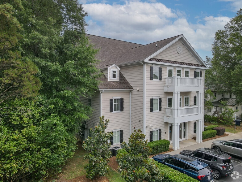 More Photos Of 215 Gilead Rd, Huntersville Office For Sale
