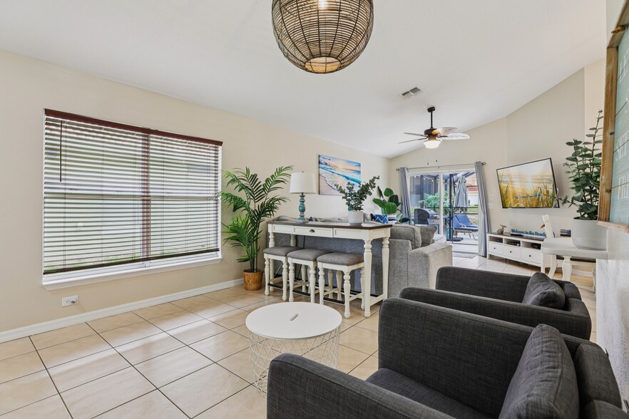More Photos Of 136 Rosso Dr, Davenport Specialty For Sale