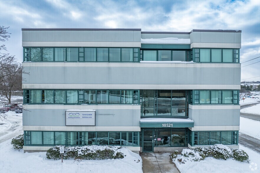 More Photos Of 10521 Perry Hwy, Wexford Office For Lease