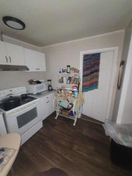 More Photos Of 1458 W 32nd St, Indianapolis Apartments For Sale