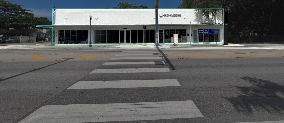 Primary Photo Of 6621 Biscayne Blvd, Miami Storefront For Sale