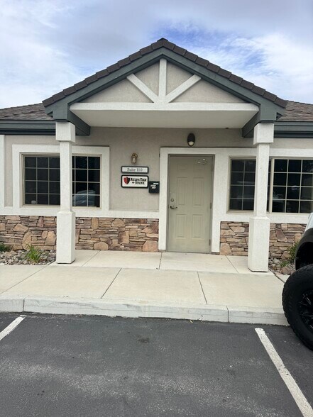 More Photos Of 970 Roberta Ln, Sparks Office For Lease