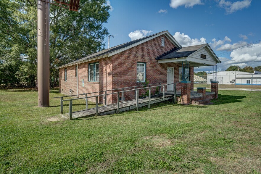 More Photos Of 2440 N Church St, Rocky Mount Industrial For Sale