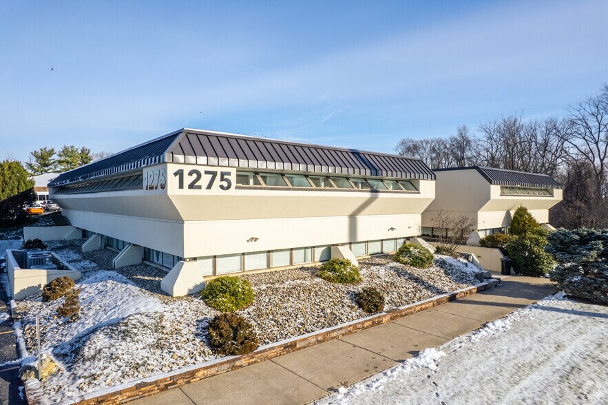 Primary Photo Of 1275 S Cedar Crest Blvd, Allentown Medical For Lease
