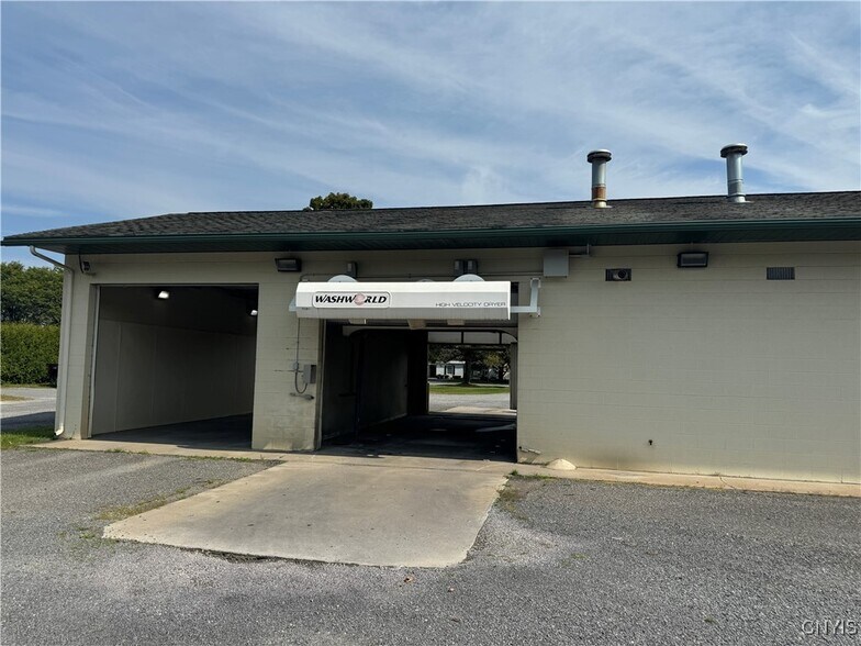 More Photos Of 9507 Harden Blvd, Camden Carwash For Sale