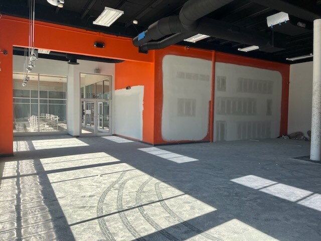 More Photos Of 30 Bryson St, Asheville Storefront For Lease