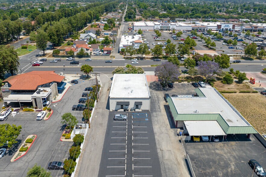 More Photos Of 60 E Foothill Blvd, Upland Storefront Retail Office For Sale