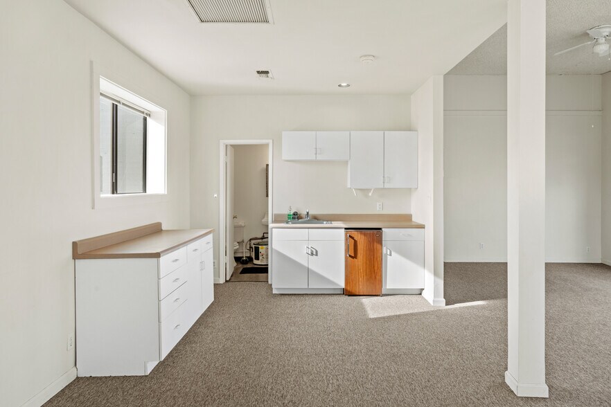 More Photos Of 185 E Church St, Ukiah Office For Sale