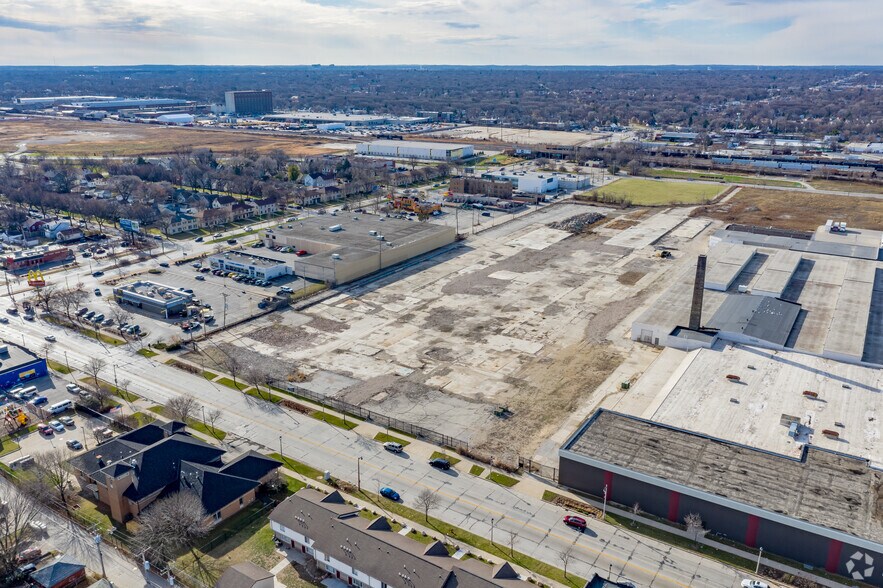 More Photos Of 4041-4051 N 27th St, Milwaukee Land For Lease