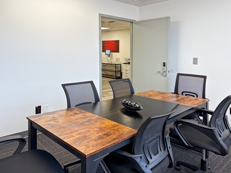 More Photos Of 20 Summer St, Stamford Coworking Space