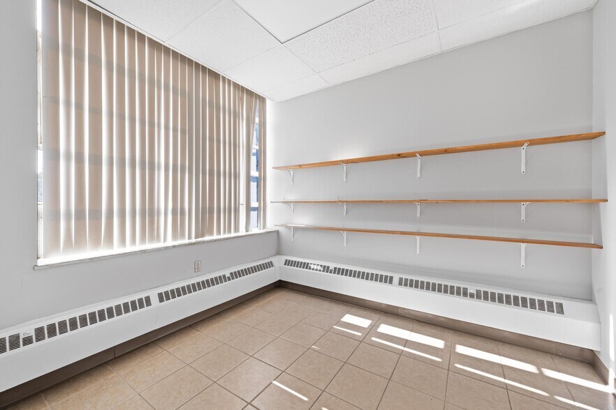 More Photos Of 325 Bridge St, Old Forge Manufacturing For Lease