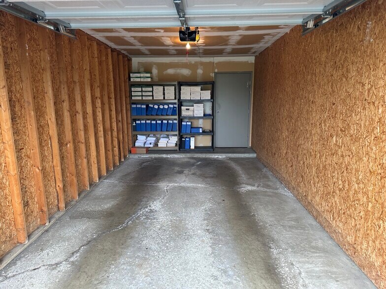 More Photos Of 834 King Hwy, Kalamazoo Office For Lease