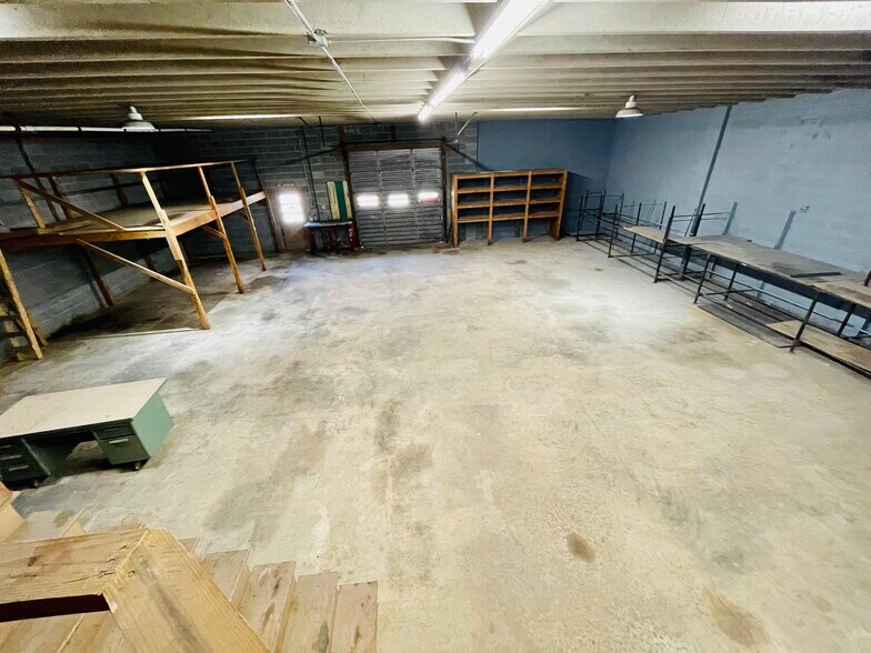 More Photos Of 500 W Fleming Dr, Morganton Warehouse For Lease