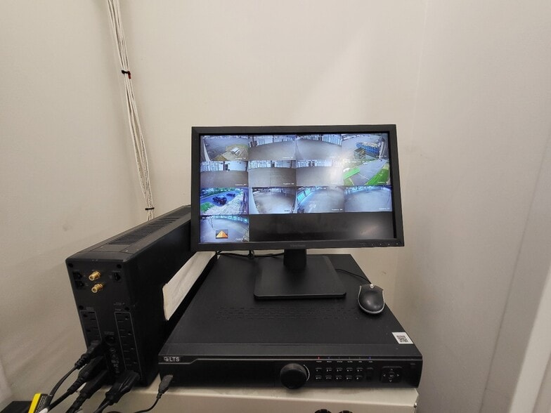 More Photos Of 600 Elmwood Ave, Sharon Hill Flex For Lease