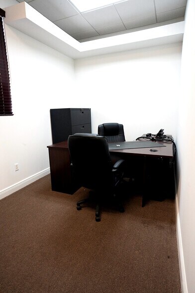 More Photos Of 5781-5797 NW 151st St, Miami Lakes Loft Creative Space For Sale