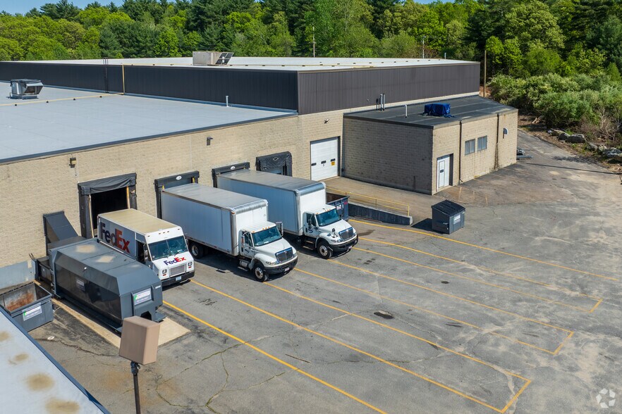 More Photos Of 645 Myles Standish Blvd, Taunton Manufacturing For Lease