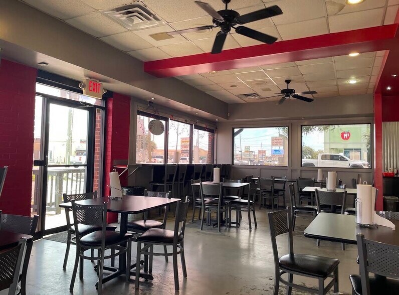 More Photos Of 11035 Jones Rd, Houston Fast Food For Sale