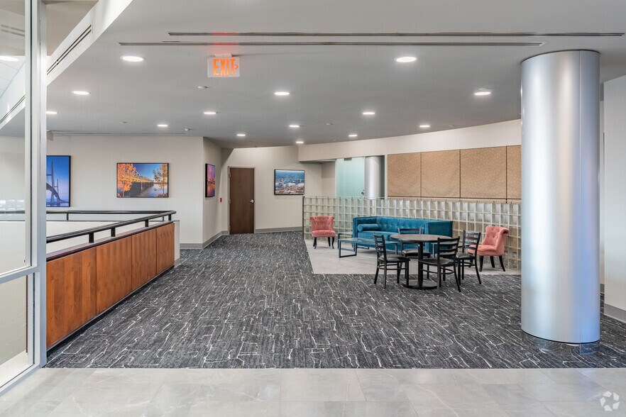 More Photos Of 150 Corporate Center Dr, Camp Hill Unknown For Lease