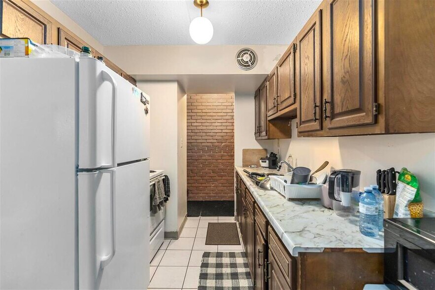 More Photos Of 269 Goulais Av, Sault Ste. Marie Apartments For Sale