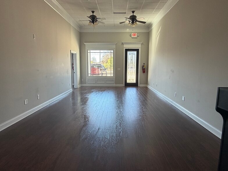 More Photos Of 3520 US Highway 41 N, Byron General Retail For Lease