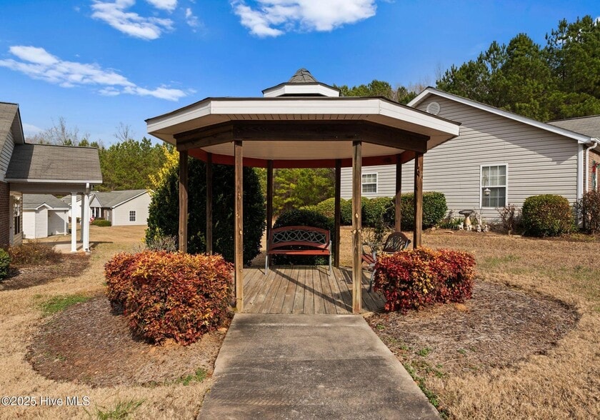 More Photos Of 202 Laurel Ave, Wadesboro Apartments For Sale