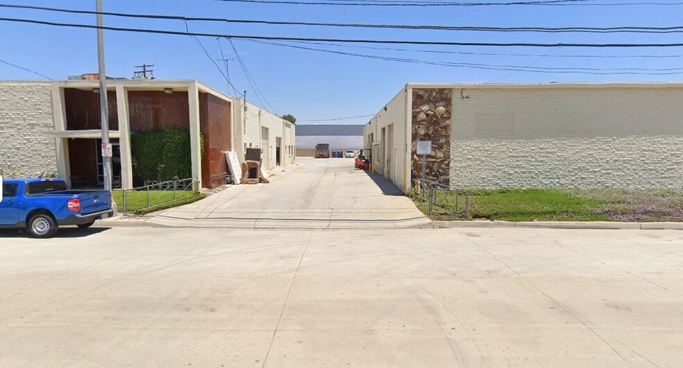 Primary Photo Of 11200-11208 Greenstone Ave, Santa Fe Springs Warehouse For Lease