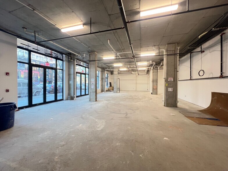 More Photos Of 139 Christopher Columbus Dr, Jersey City Apartments For Lease