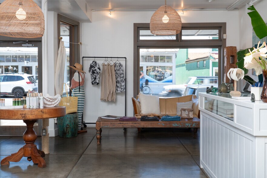 More Photos Of 93 Hana Hwy, Paia Hotel For Sale