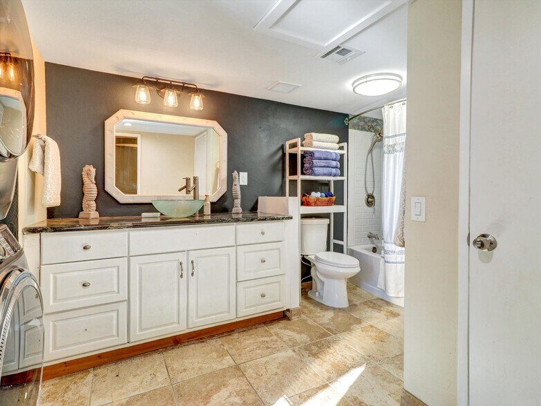 More Photos Of 525 S Thornhill Rd, Palm Springs Apartments For Sale