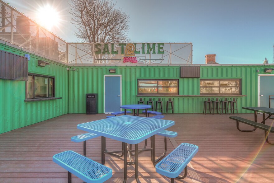 More Photos Of 1121 S Elgin Ave, Tulsa Sports And Entertainment For Lease