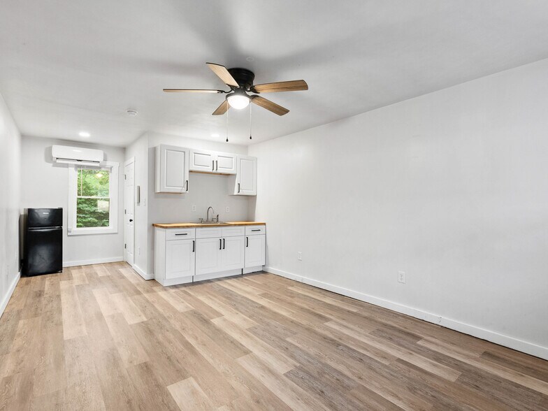 More Photos Of 671 E Court St, Marion Multifamily For Sale