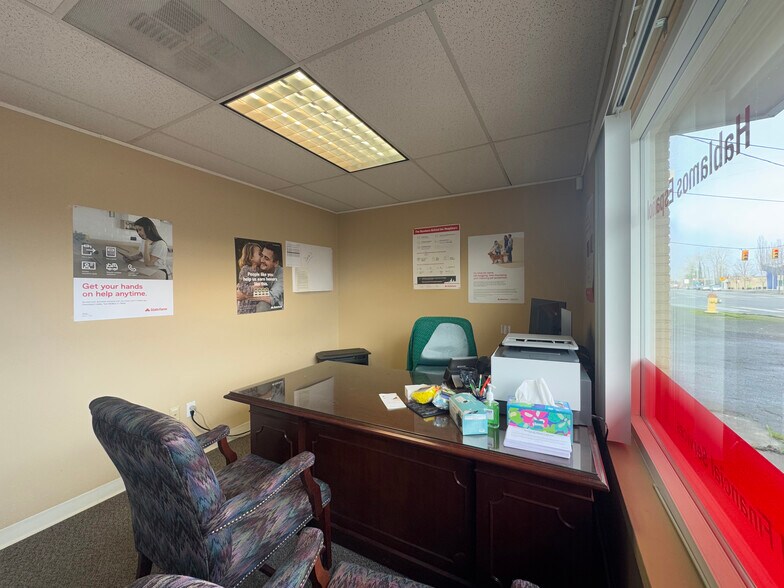 More Photos Of 12705 Renton Ave S, Seattle Office For Sale