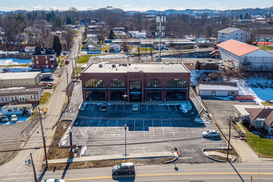 More Photos Of 3345 University Ave, Morgantown Storefront Retail Office For Lease