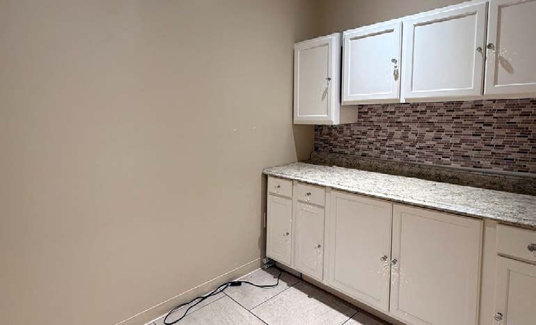 More Photos Of 2301-2335 SW Military Dr, San Antonio Unknown For Lease