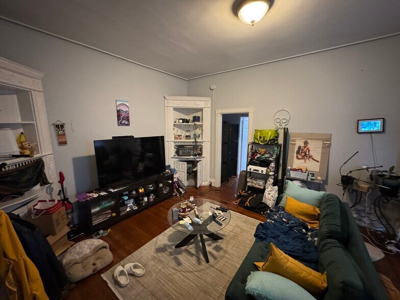 More Photos Of 4718 Cedar Ave, Philadelphia Multifamily For Sale