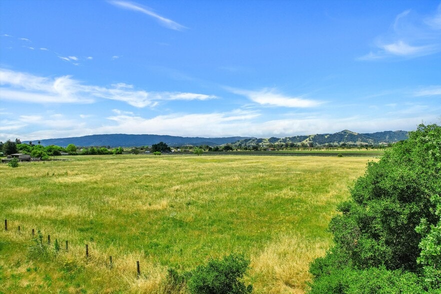 More Photos Of 12385 Columbet ave, San Martin Land For Lease