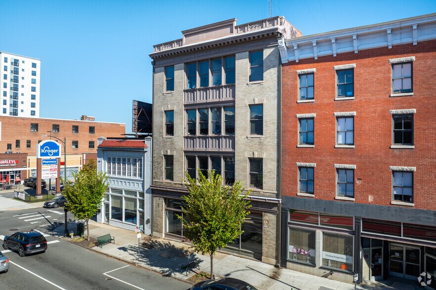 More Photos Of 1322 W Broad St, Richmond Apartments For Lease