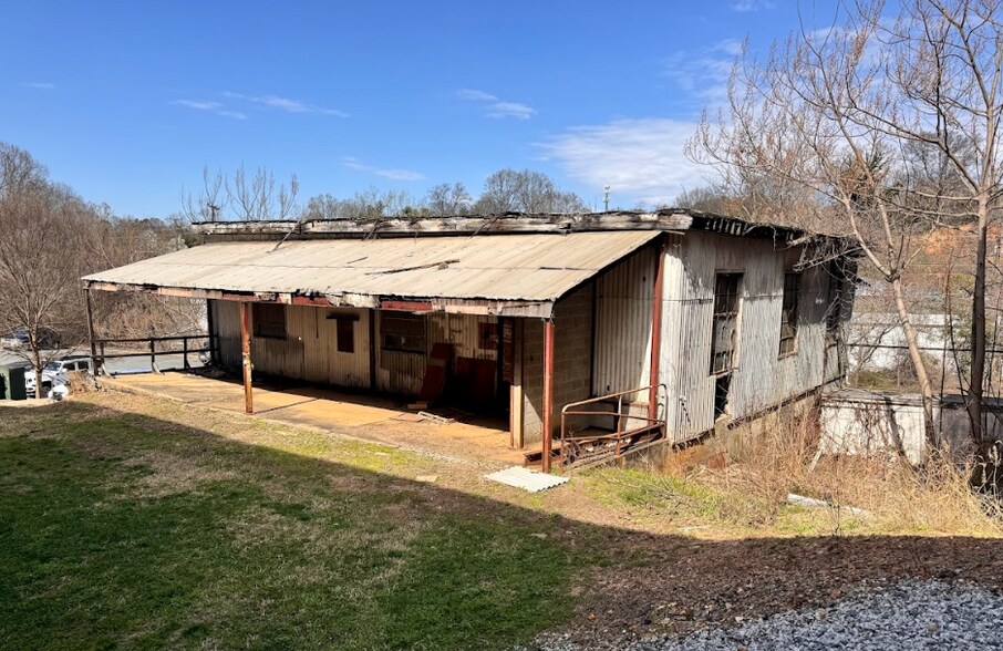 More Photos Of 850 & 890 Chatham Rd, Winston-Salem Office Residential For Sale