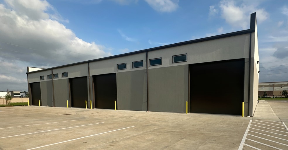 More Photos Of 27722 Parkside St, Katy Unknown For Lease