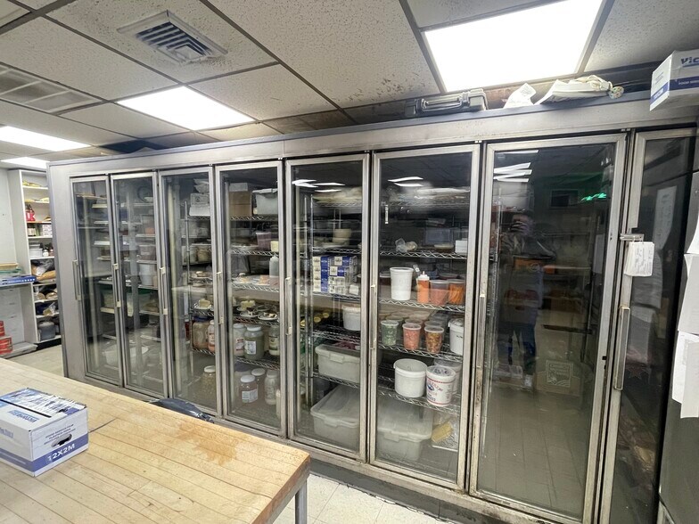 More Photos Of 295 Parker Farms Rd, Wallingford Restaurant For Sale